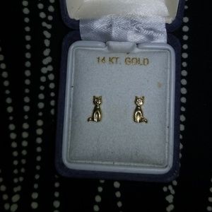 14k gold cat studs